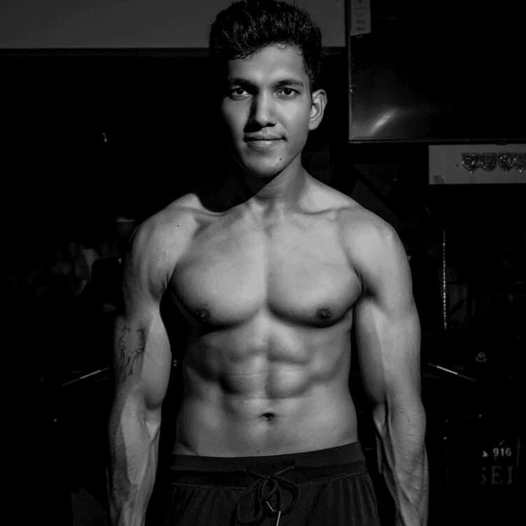 Mahesh Kathare, Physique Expert and Fitness Coach for Busy Professionals and NRIs